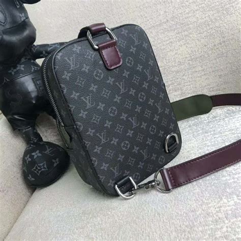 louis vuitton strap bag men